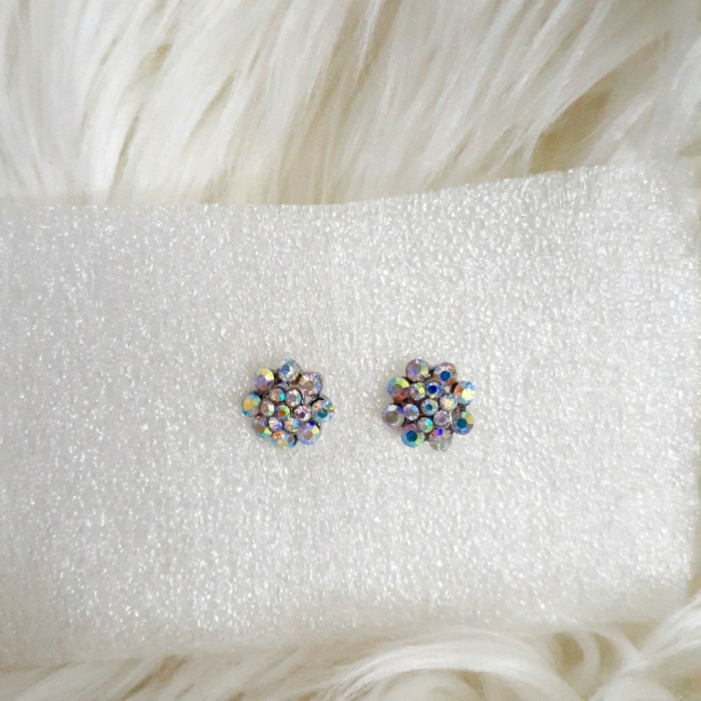 Womens Womens Iridescent Round cluster Silverstone Earrings vintage Jewelry